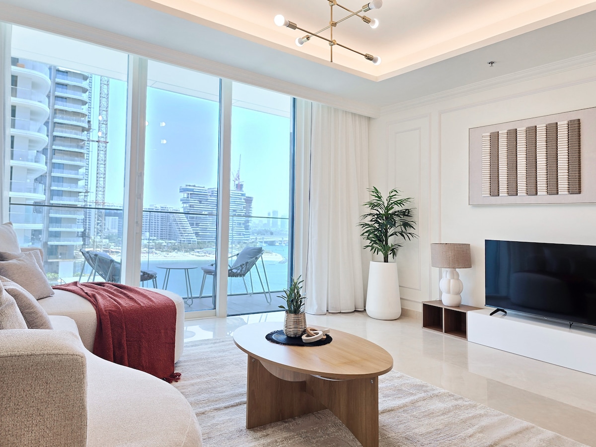 Sea View 1BR | Private Beach | Emaar Beachfront